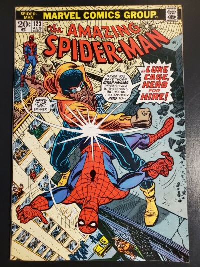 AMAZING SPIDER-MAN #123 (1973) VF+ 8.5 Luke Cage Power Man battle cover|