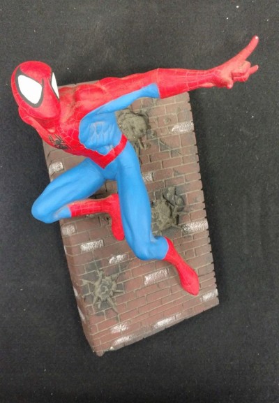 Spider-Man Limited Edition Wall Sculpture Statue Marvel Comics Without Box #3001