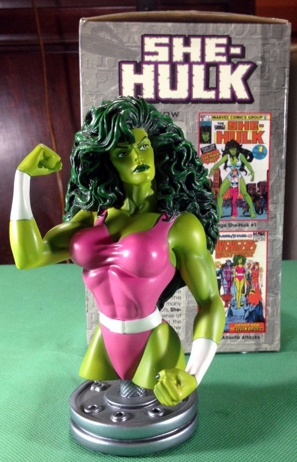 She Hulk Bust