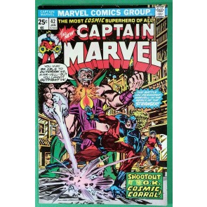 Captain Marvel (1968) #42 VF- (7.5) vs The Stranger