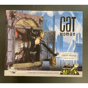Catwoman Figure Gotham City Stories Joseph Menna 2010 w/ Box & Certificate
