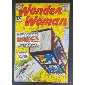 Wonder Woman (1942) #127 FN (6.0) Ross Andru Cover and Art